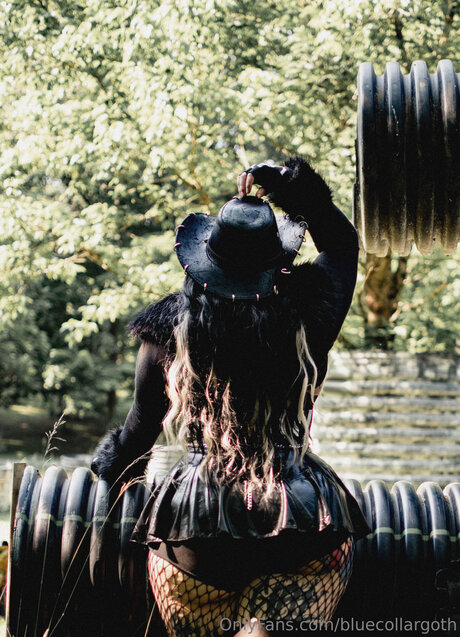 Bluecollargoth nude pornstar photo