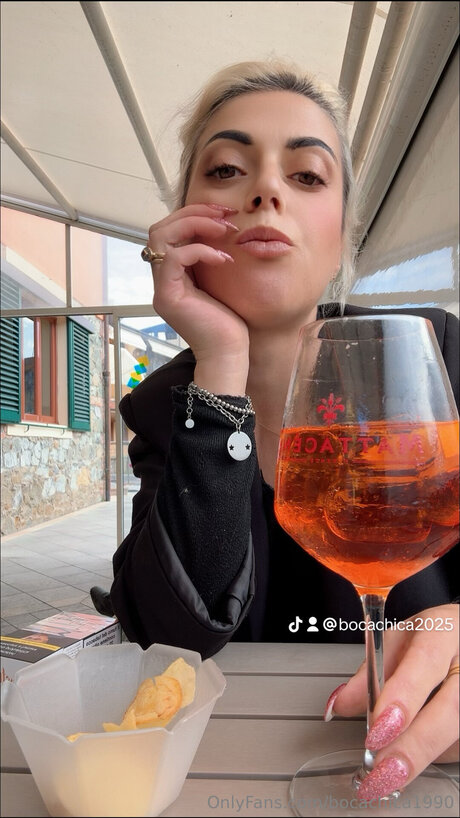 Bocachica1990 star exclusive picture