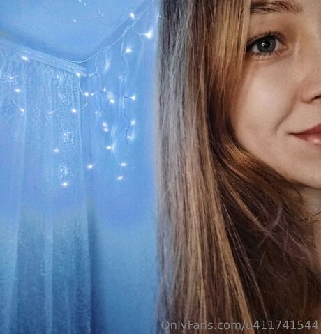 U411741544 model porn gallery