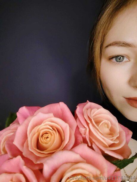 U411741544 porn actress pics