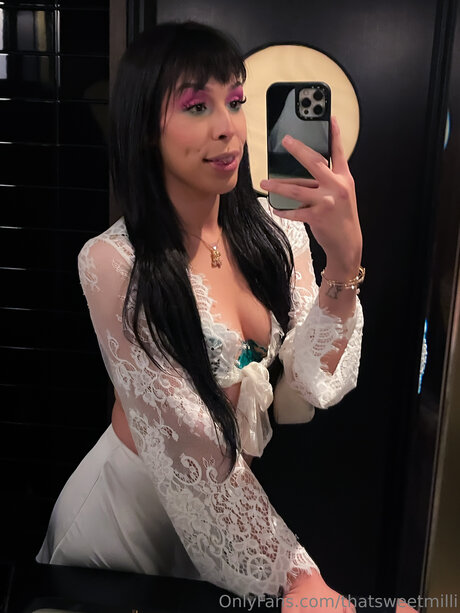 Thatsweetmilli model porn photos