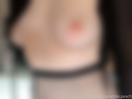 Snow White Peach star nudes pic