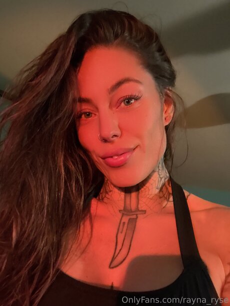 Rayna Ryse model best pictures