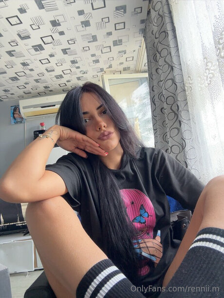 Rennii M perfect pornstar pictures