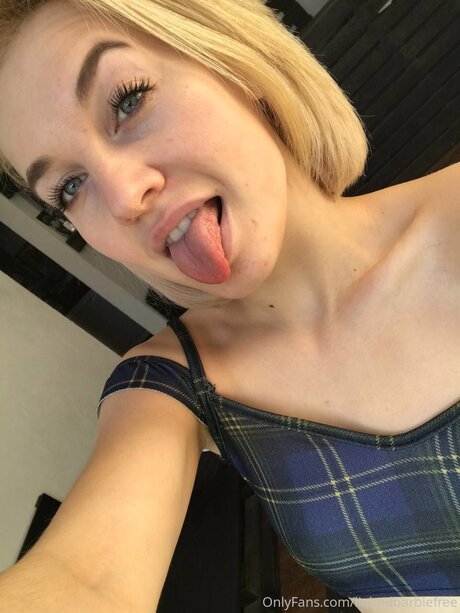 Liabadbarbiefree pornographic model image