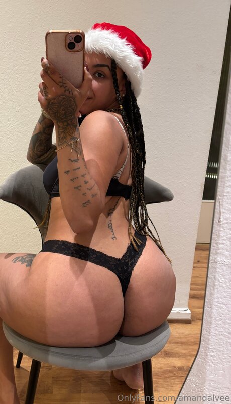 Amandalvee pornstar nude images