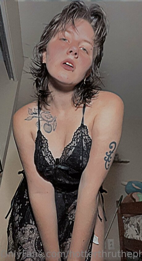 Ineedtopayforcollege pretty model img