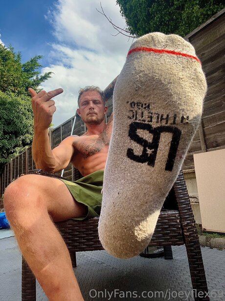 Joeyflex69 model art gallery