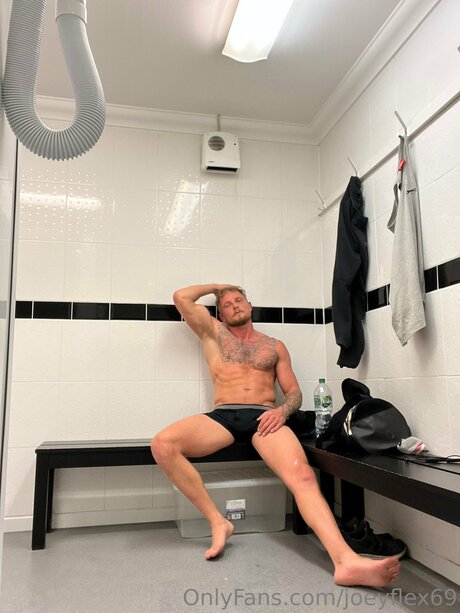 Joeyflex69 actress photo