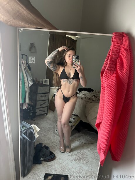 U416410466 erotic model pic