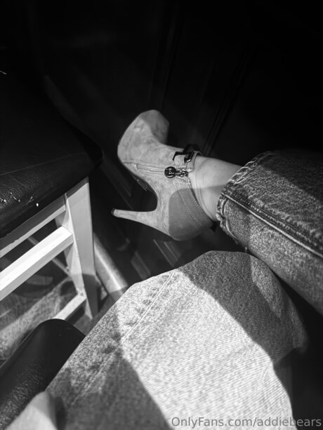 Addiebears star exclusive pics