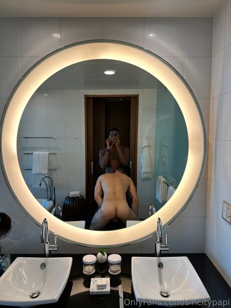 Sincitypapi star xxx photo