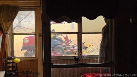 U257553590 high quality pornstar images