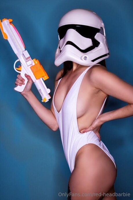 Red Headbarbie model hd images