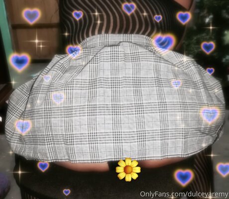 Dulceyaremy adult star galleries