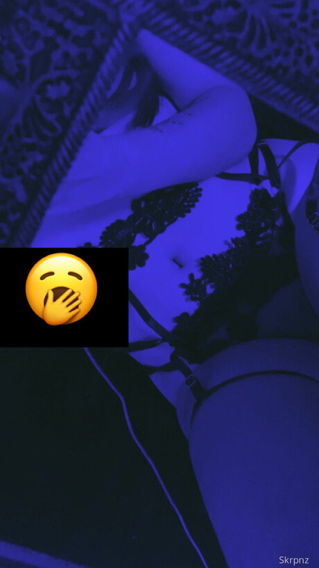 Ssssskrpn naked star archive