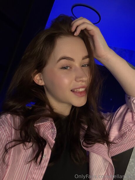 Bellastars erotic star archive