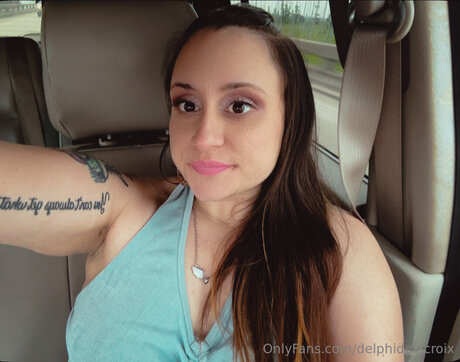 Delphidelacroix pornstar erotic img