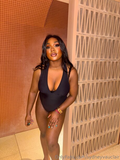 Sydneyvauclair star nudes img