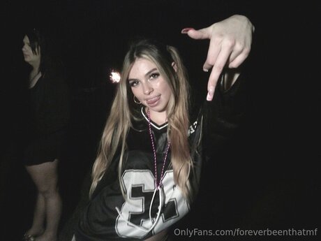 Foreverbeenthatmf xxx model images