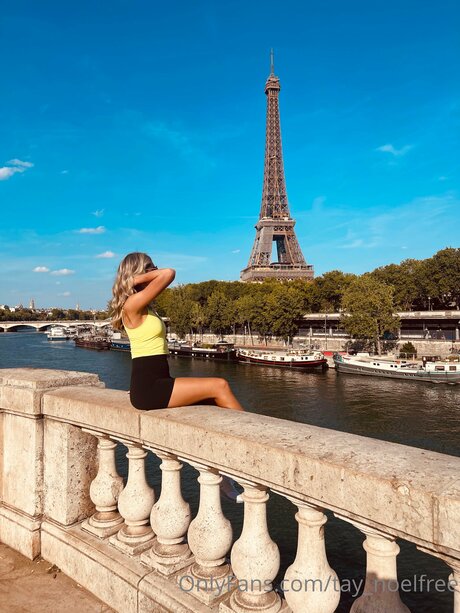 Tay Noelfree star top img