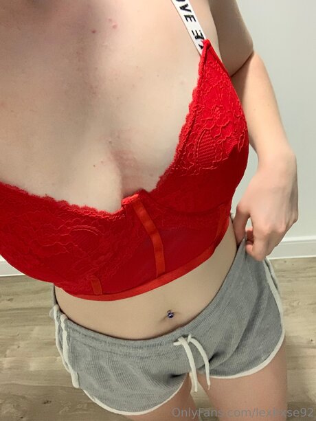 Lexirxse92 adult model pics