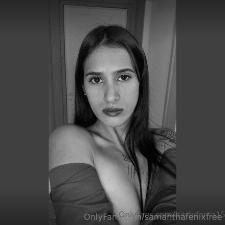 Camiinoefree erotic model photos