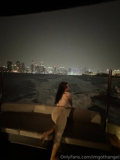 Imgothangel nudes model pictures