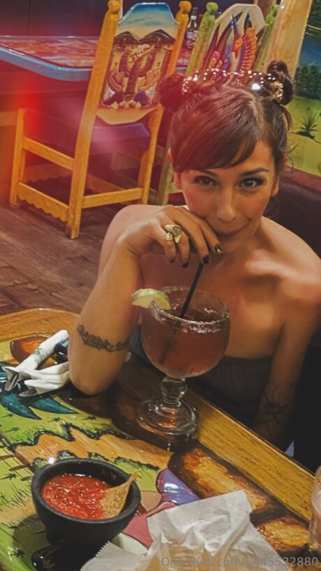 U445532880 star best picture