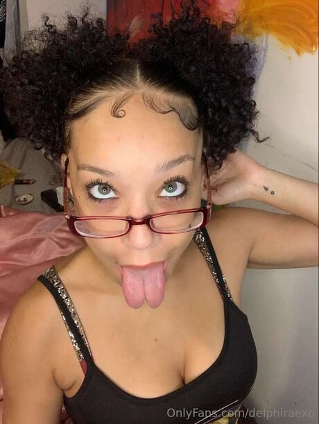 Delphiraexo star free pictures