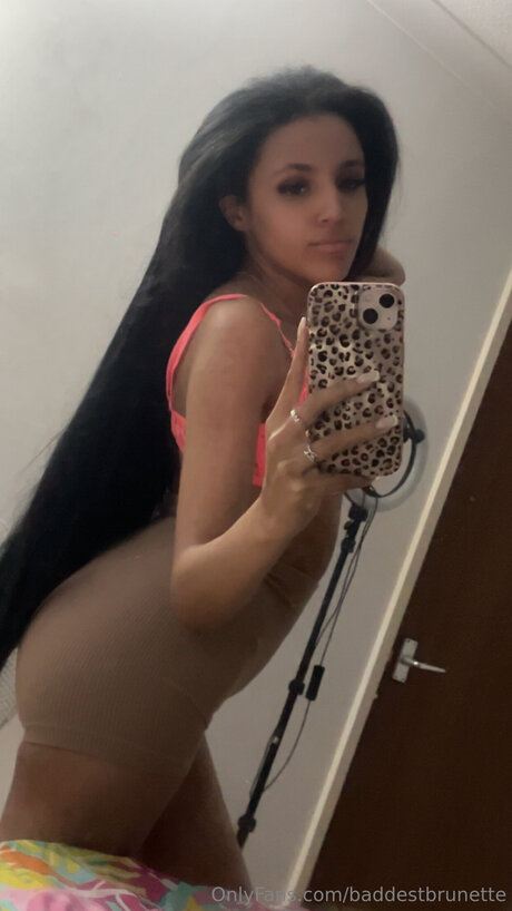 Baddestbrunette naked actress img