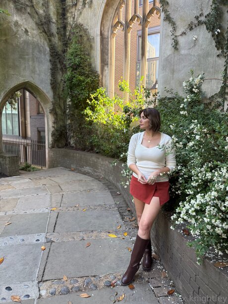 Lexx Knightley perfect model image