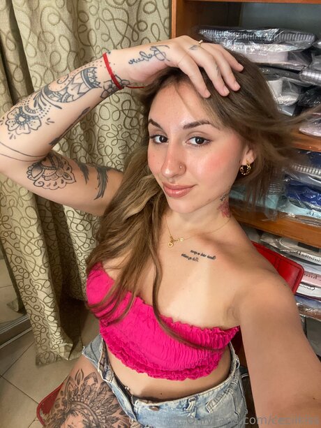 Ceciikiss exclusive pornstar pic