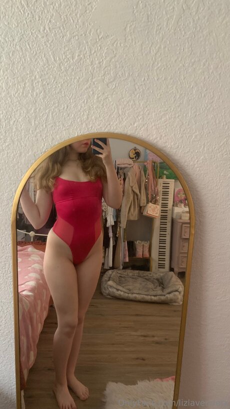 Lizlavenderx nudes actress gallery