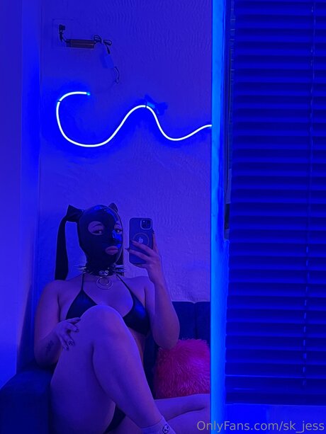 Sk Jess adult model img