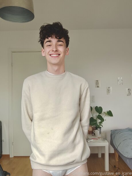 Gustave En Icarie sexy pornstar galleries