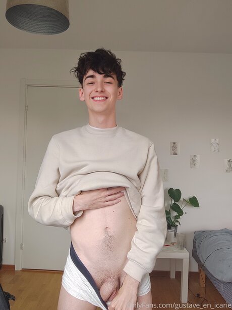 Gustave En Icarie star adult picture