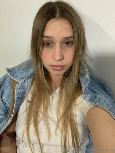 Gabriellla naked pornstar pictures