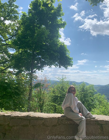 Juliadoubletimes hot actress photos