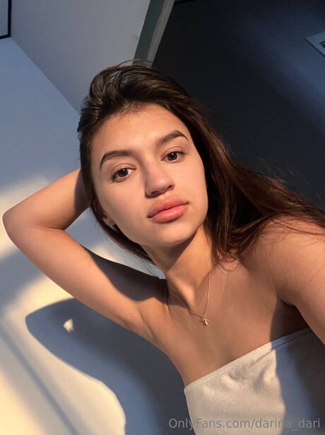 Darina Dari pornstar hd images