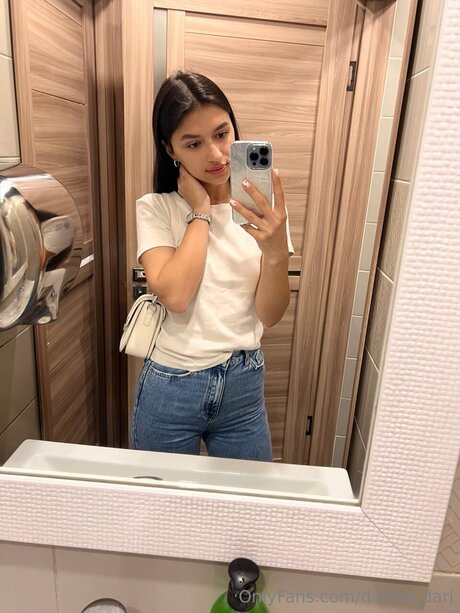 asian blonde onlyfans pretty gallery