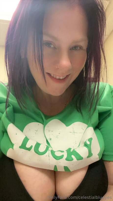 Blueyedkitten77 star nice image
