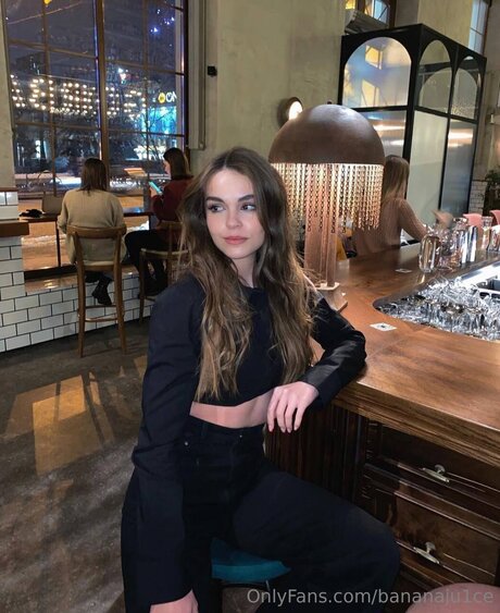 Bananaju1ce model nudes pictures