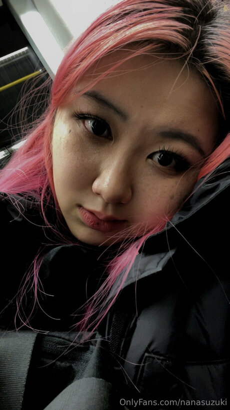 Nanasuzuki naked pornstar photos