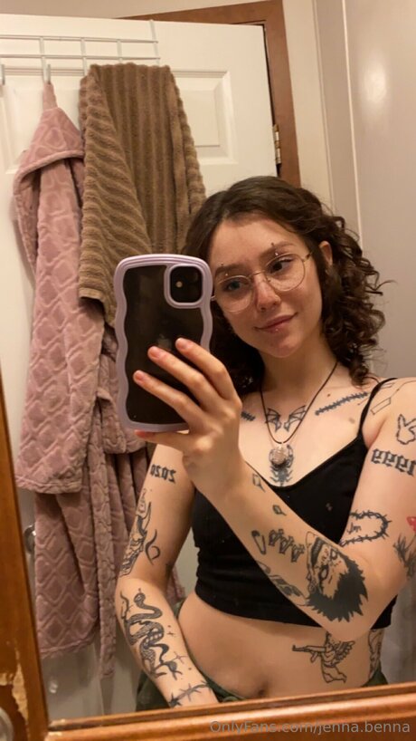 Jenna Benna top model photo