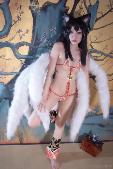 Etazhom adult actress pictures