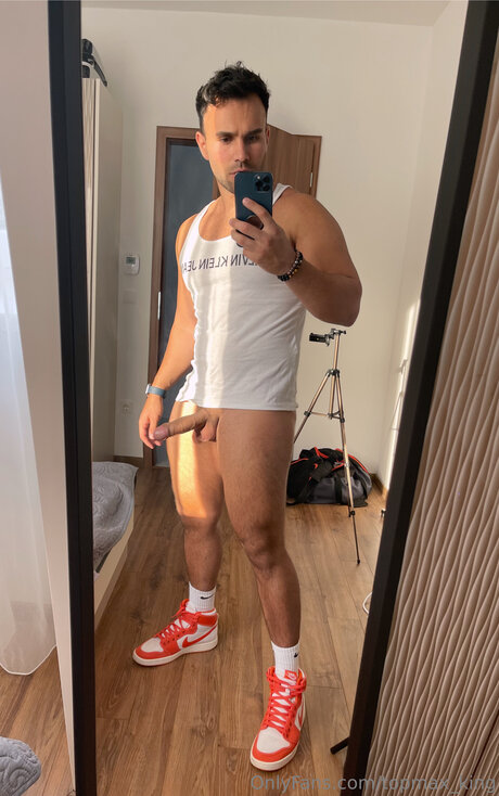 Topmax King nudes actress pics