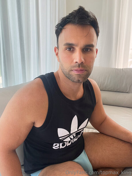 Topmax King xxx model image