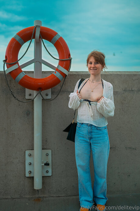 Delitevip porn model photo
