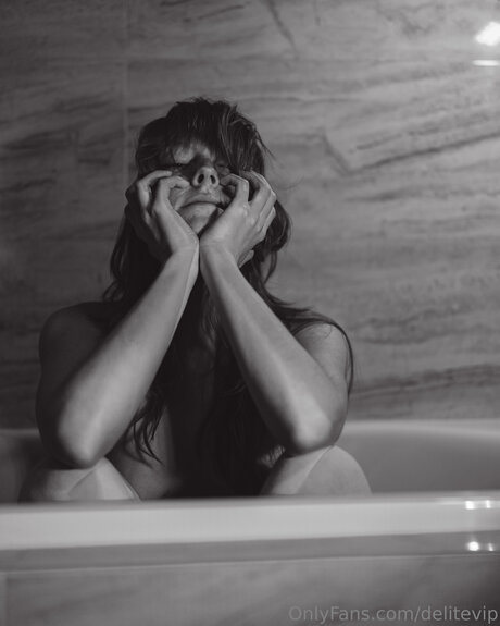 Delitevip pornstar beautiful photo